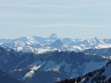 Grandiose Aussicht vom Wallberg - Weiß jemand, den Namen des Berges in der Mitte?