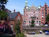 Kleiner Biergarten Nähe Hafen