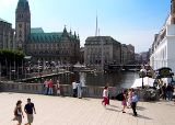 Rathaus und Alster Arkaden von Hihawai