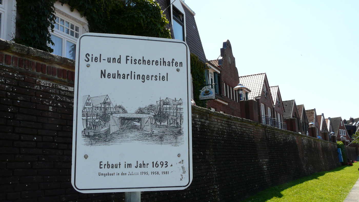 Siel und Fischereihafen Neuharlingersiel