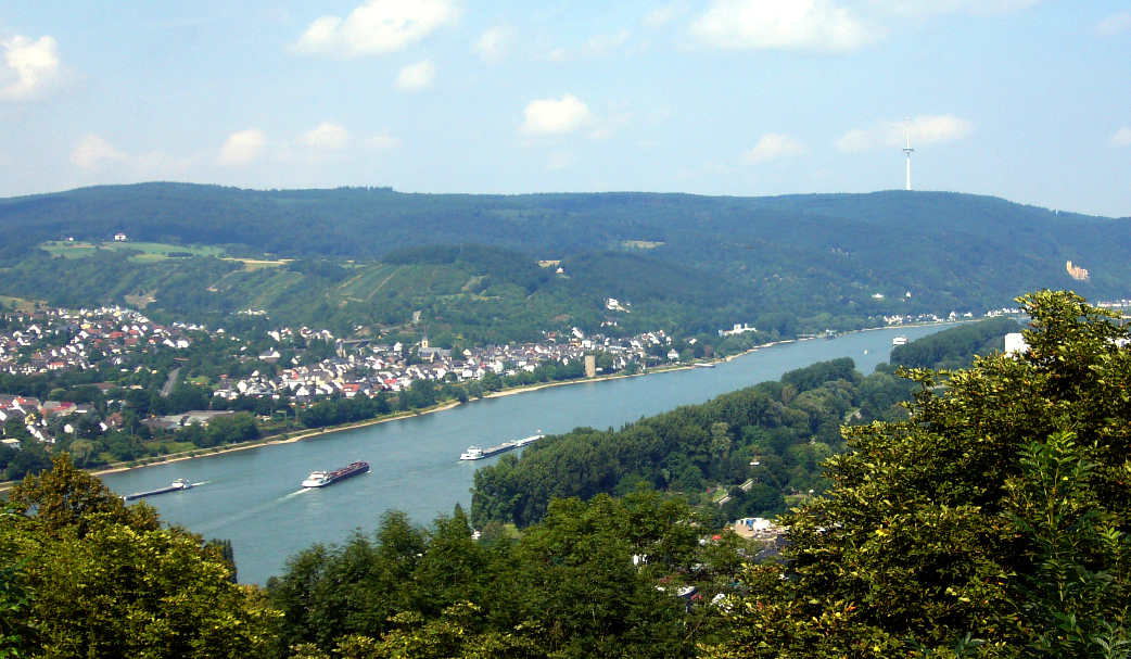 Aussicht auf den Rhein von der Marksburg