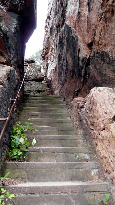 enge Treppe zum Jungfernsprung