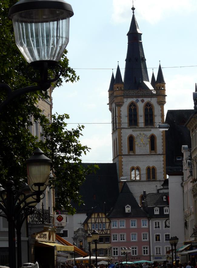 Blick auf den Hauptmarkt 