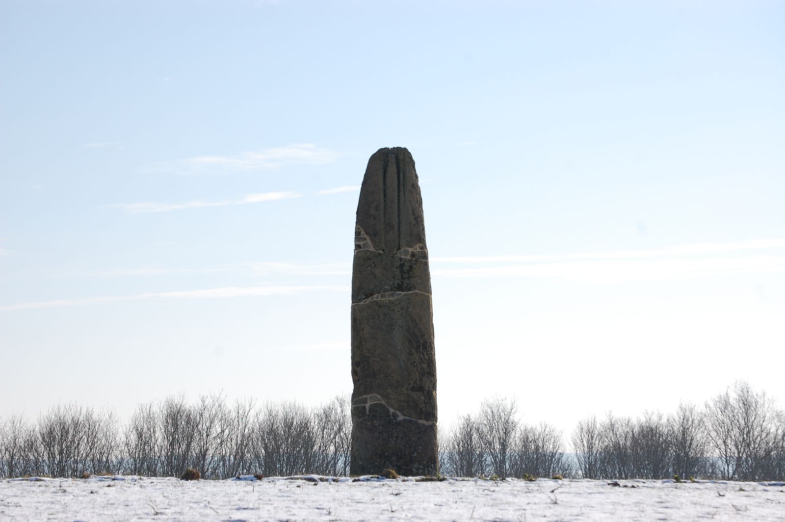 Der Gollenstein von hinten