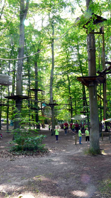 Abenteuerpark Jaegersburg am unteren Ende des Brückweihers