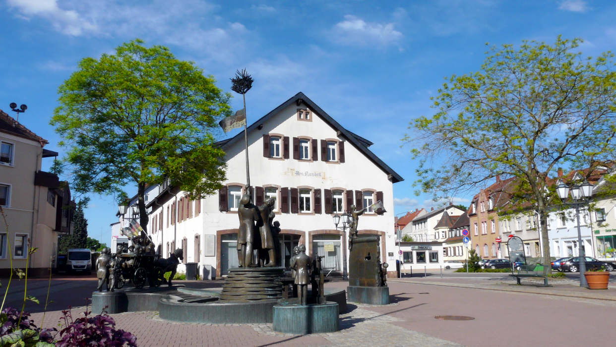 Der Freiheitsbrunnen am Rondell