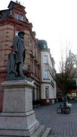 Stummdenkmal auf dem Stummplatz