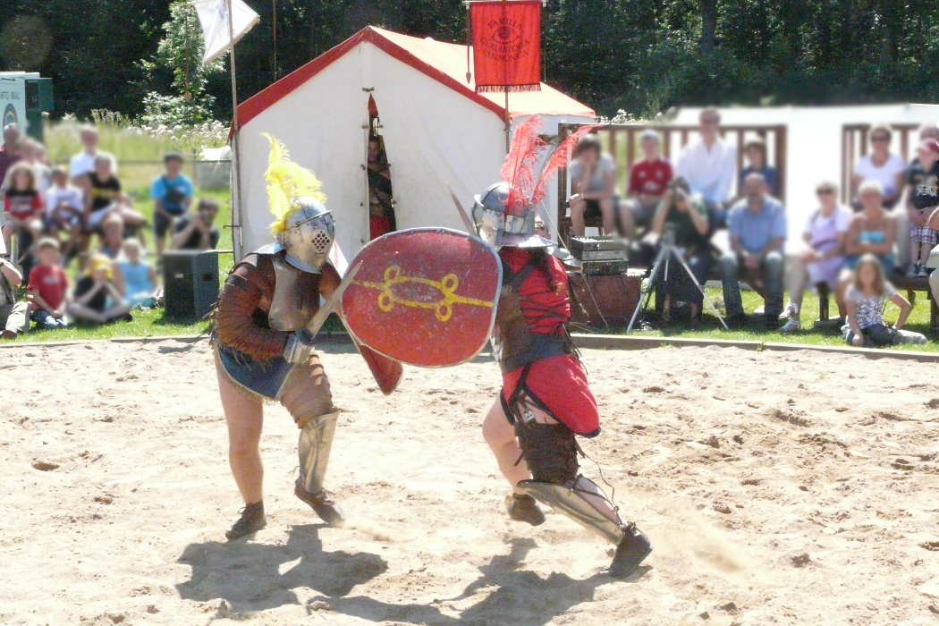 Villa Borg - Vorführung von Gladiatorenkämpfen