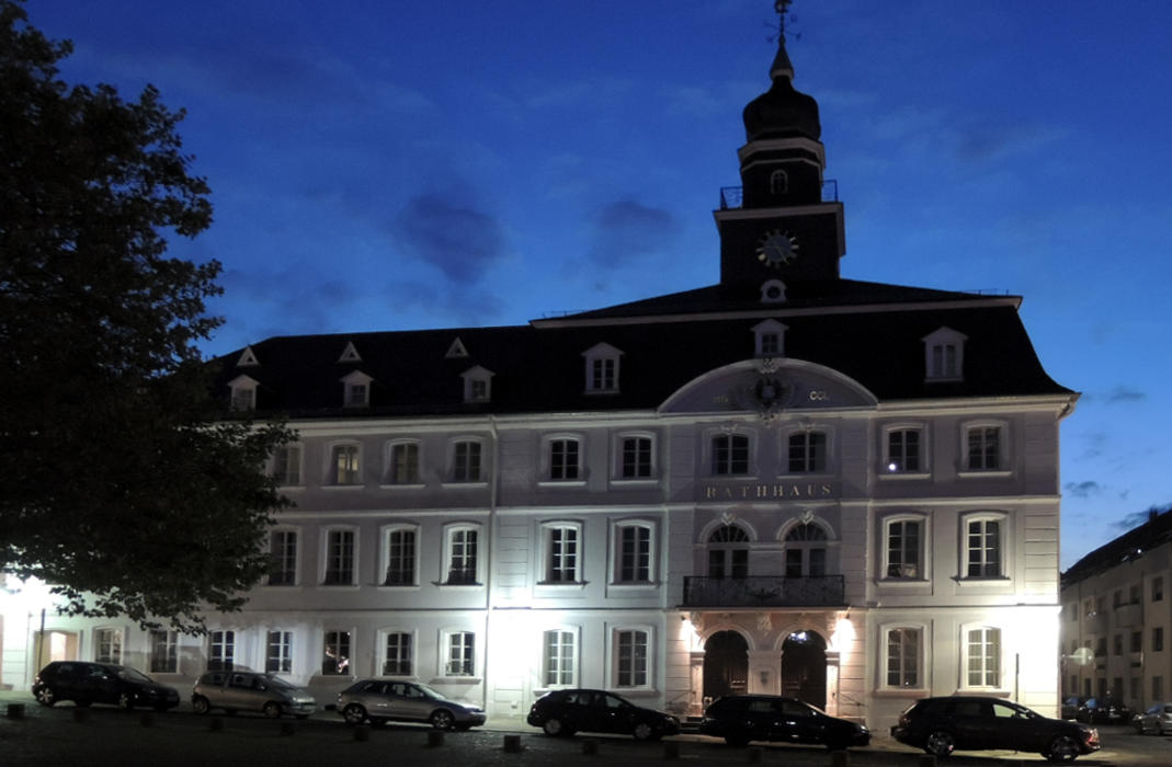 Das alte Rathaus bei Nacht