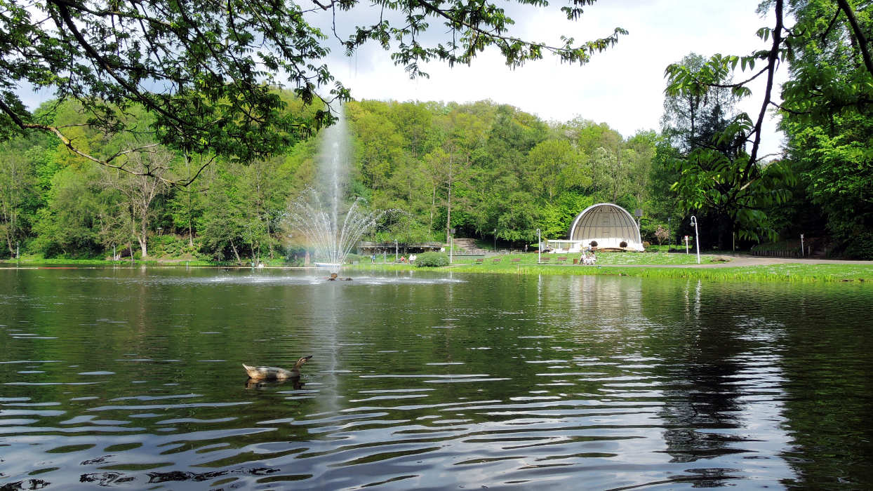 Der Deutschmühlenweiher im Deutsch-französischen Garten