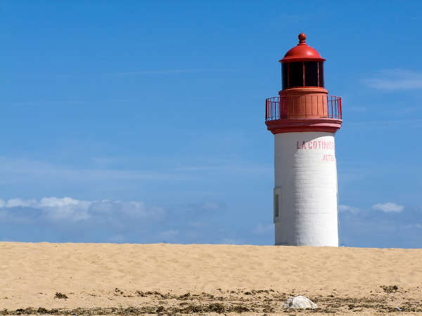 Strand und Leuchtturm bei La Cotinière Ile 'Oleron