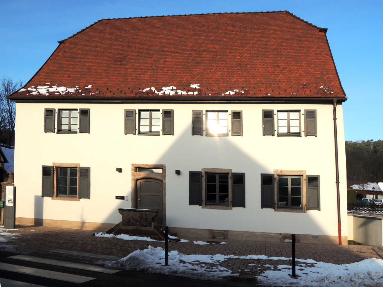 Verwaltungsgebäude des Lalique Museums