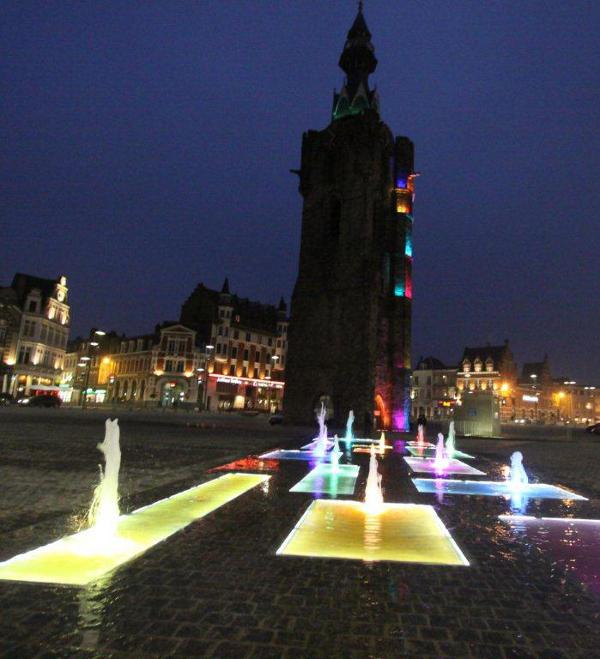 Brunnen von Kijn de Koning im Rahmen der regionalen Kulturhauptstadt Béthune
