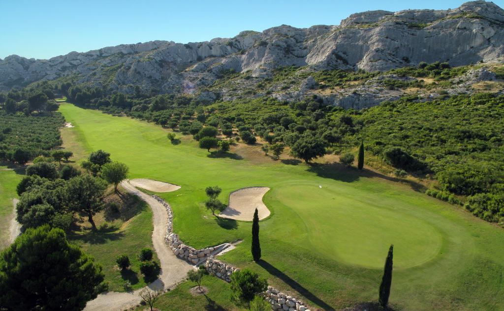 Golf in Les Beaux de Servanes by Golf de Servanes @CRT PACA c/o Schetter PR