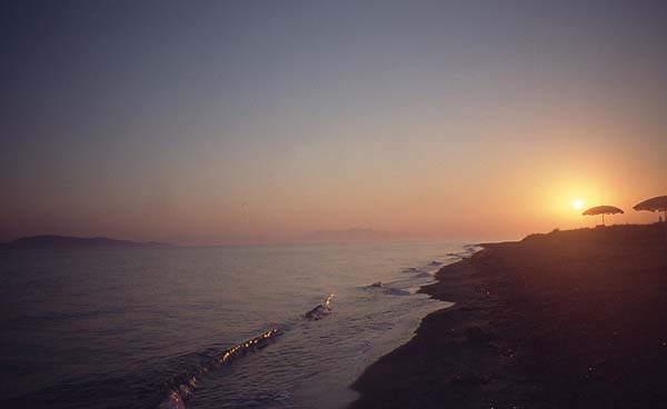 Sonnenaufgang am Strand von Marmari