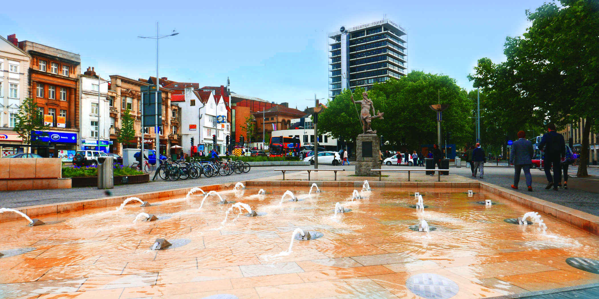 Neptun Statue in Bristol