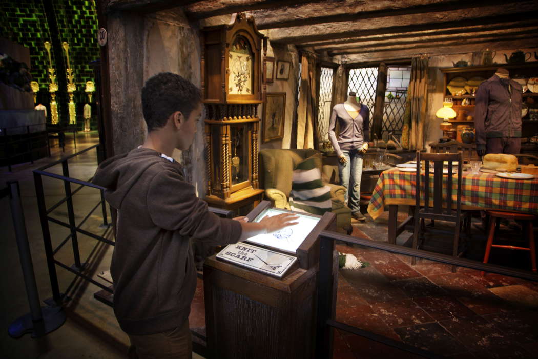 Warner Bros. Studio Tour: In der Küche der Weasleys