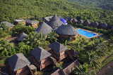 SwaSwara Resort in der lokalen Bauweise von SwaSwara c/o Angelika Hermann-Meier PR