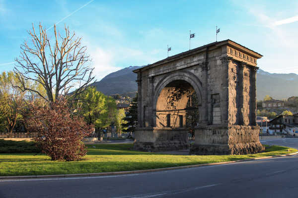 Der Augustusbogen in Aosta