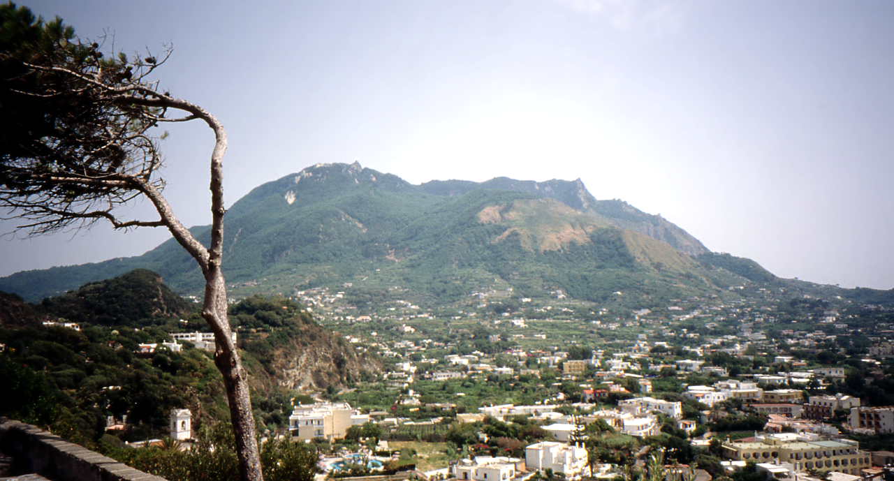 Monte Epomeo (788 M) by Hihawai