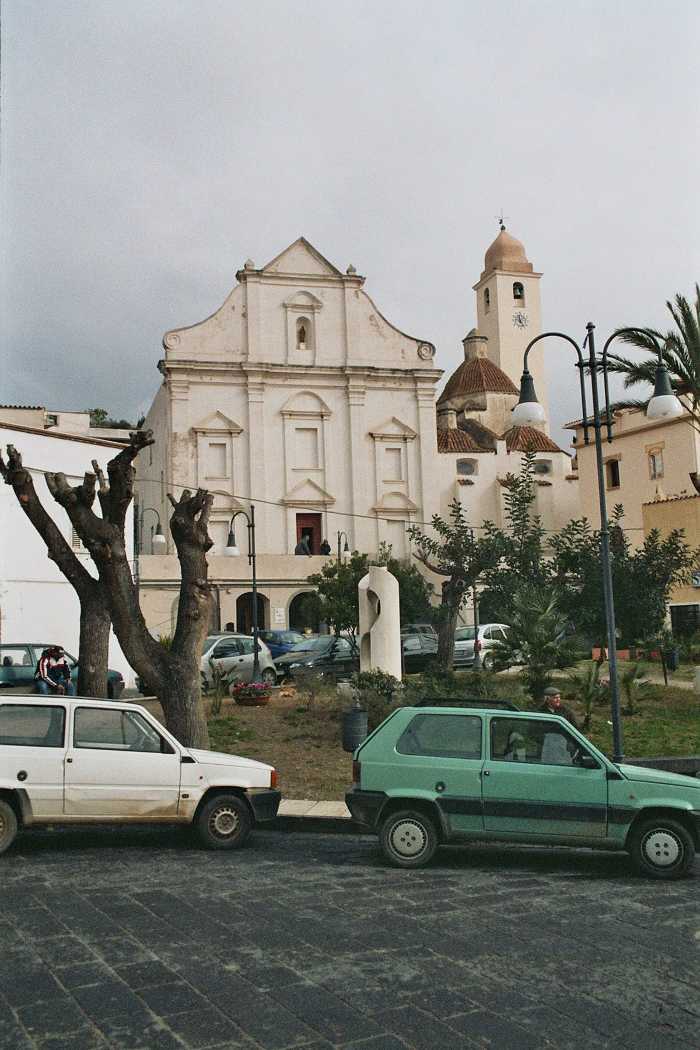 Berchidda: Markt auf der Piazza del Popolo