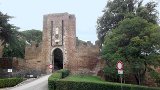 Der Eingang zur Festung Albornos