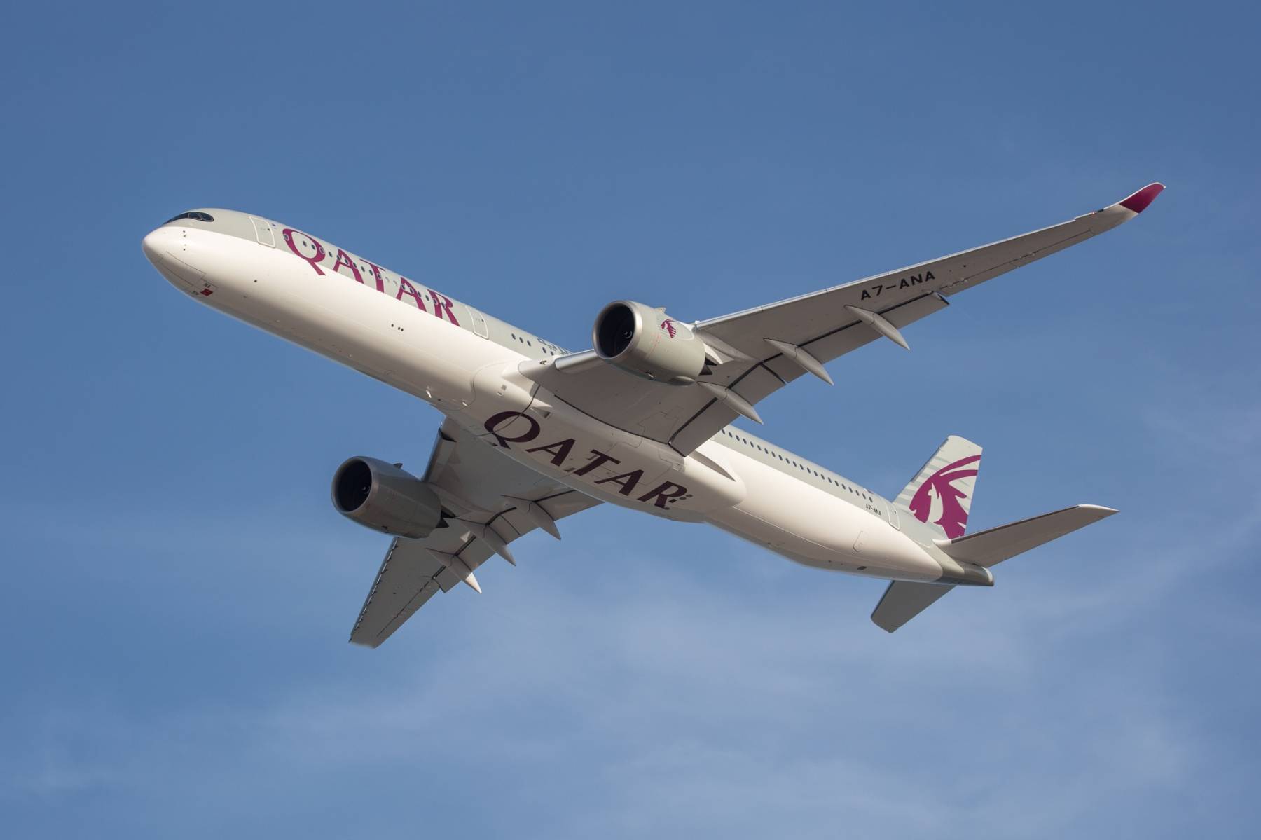 Der neue Airbus A350-1000 der Qatar Airways auf dem Flug von Frankfurt nach Doha by Qatar Airways c/o ITMS