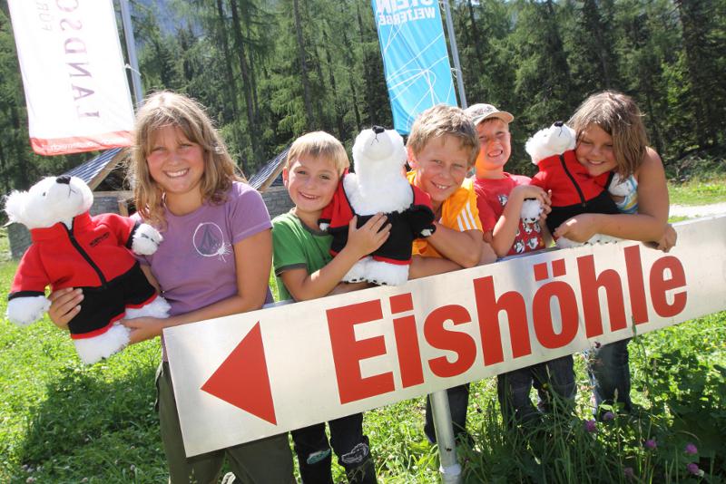 Schönbergalm am Weg zur Eishöhle