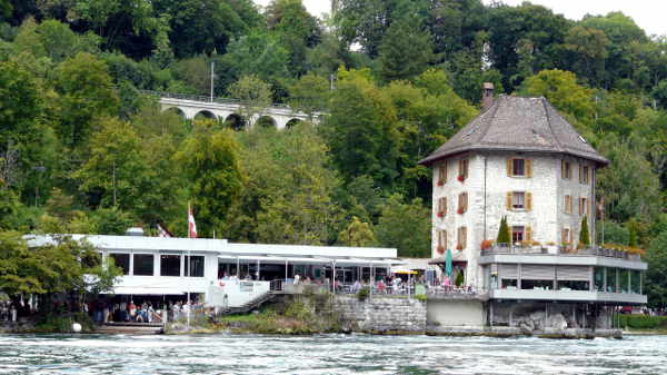 Schloss Woerth Restaurant am Rheinfall