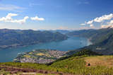 Ascona und der Lagoo Maggiore vom Mount Cimetta aus von Gzzz