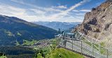 Die Teilnehmer der Gemmi Triathlon werden die Aussichtsplattform erst nach dem Rennen besuchen. von Leukerbad Tourismus