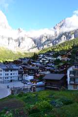 Leukerbad vor dem Gemmi von Hihawai