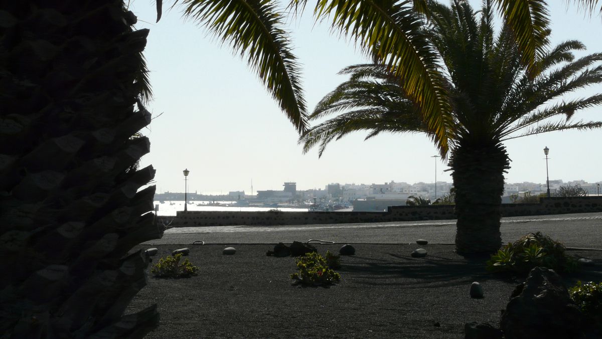 Blick auf Arrecife vom Castillo San Jose