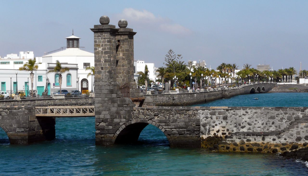 Avenue Coll in Arrecife