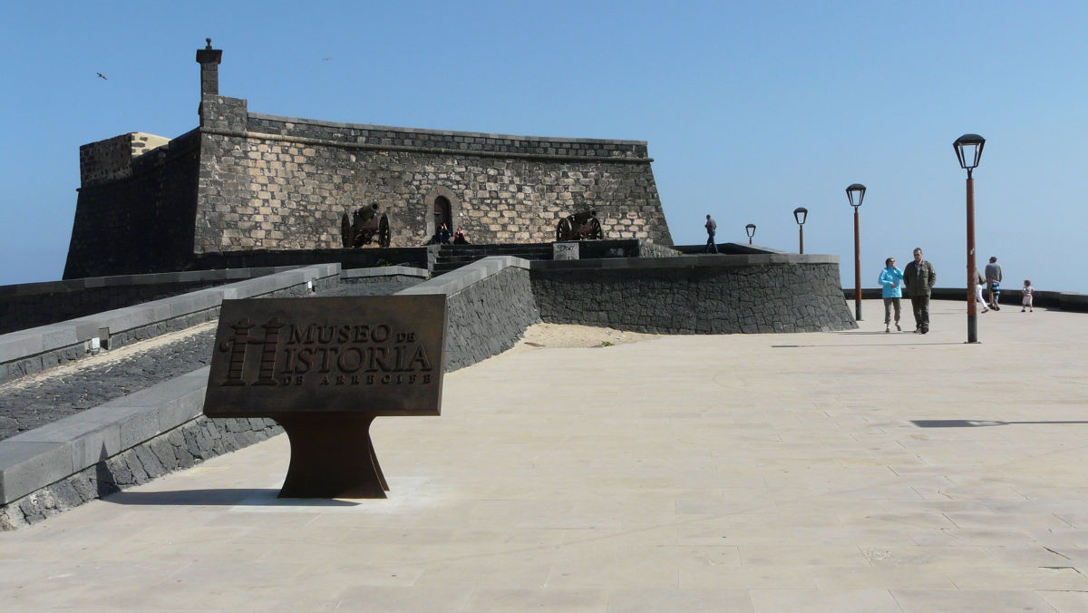 Castillo San Gabriel Front