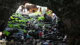 Abstieg zur Grotte (Jameos del Agua)