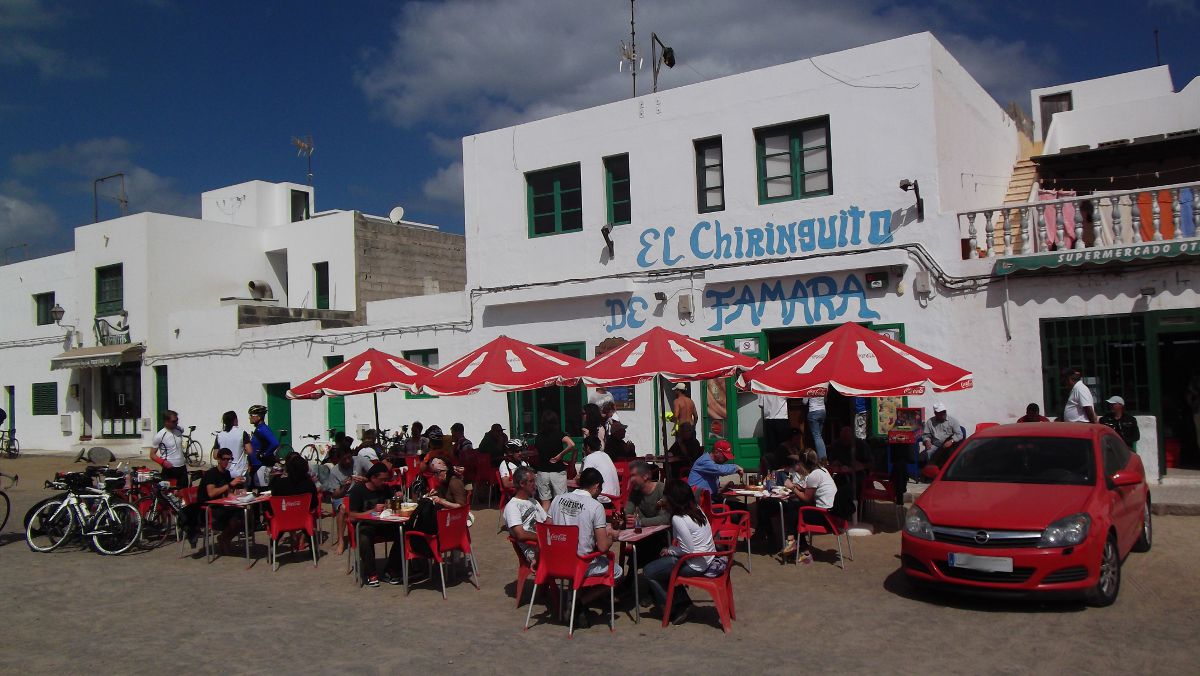Bikertreff in Famara: El Chiringuito