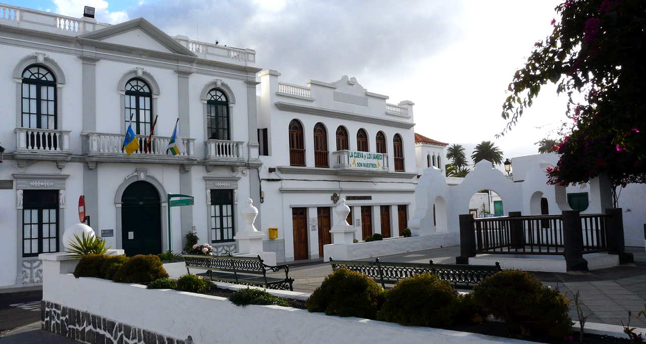 Plaza de La Constitutiòn Haria