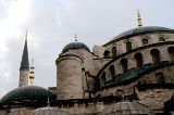 Die Kuppeln der Blauen Moschee von Hihawai