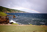 Regenbogen in der Nähe der 7 Sacred Pools von Hihawai