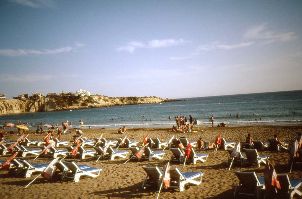 Der öffentliche Strand von Paphos